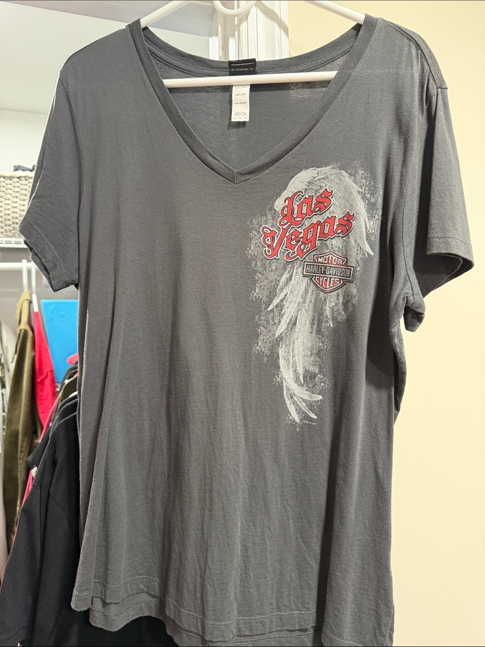 Harley-Davidson Charcoal Grey V-Neck Tee with Red Las Vegas Graphic